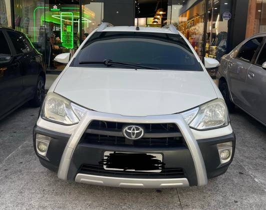 TOYOTA ETIOS 1.5 PLATINUM 16V FLEX 4P AUTOMÁTICO